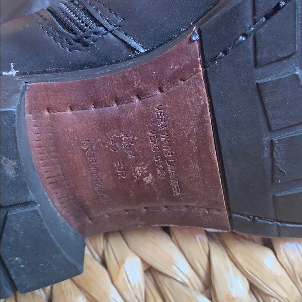 Boots - Picture 3 of 10